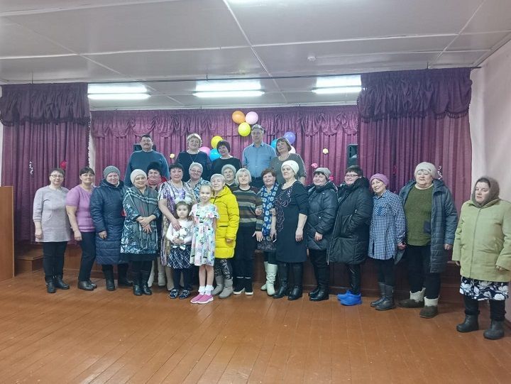 В Екатериновском сельском клубе прошёл праздничный концерт посвящённый Международному женскому дню 8 марта