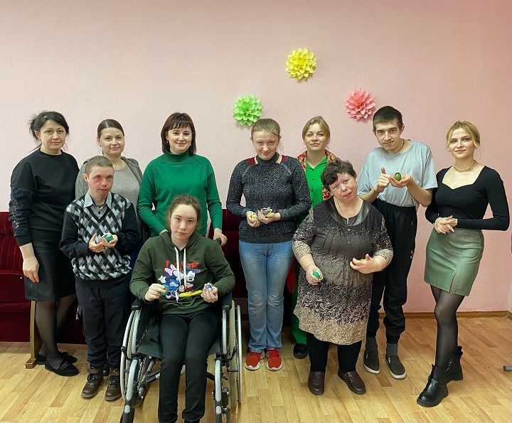 Специалисты Новошешминского РДК провели мастер-класс перед Пасхой
