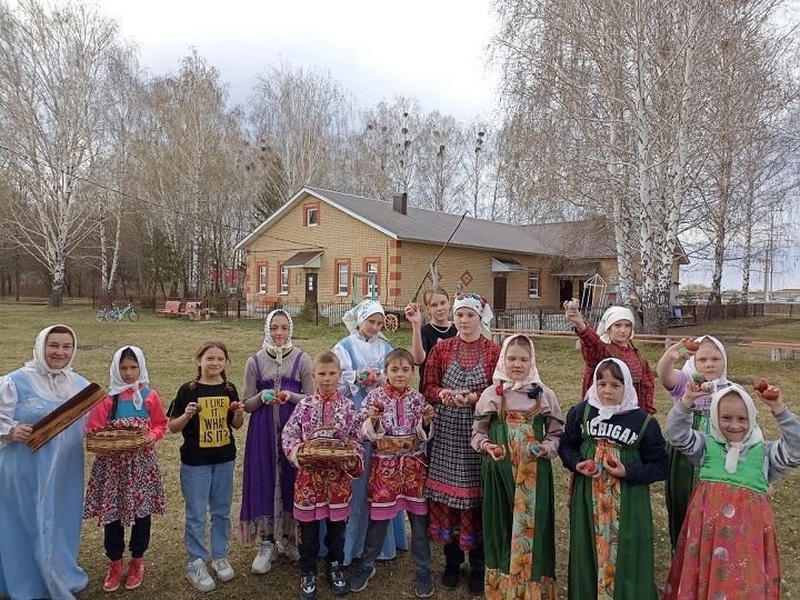 «Народным играм жить и крепнуть»: традиционные игры провели в селе Ленино
