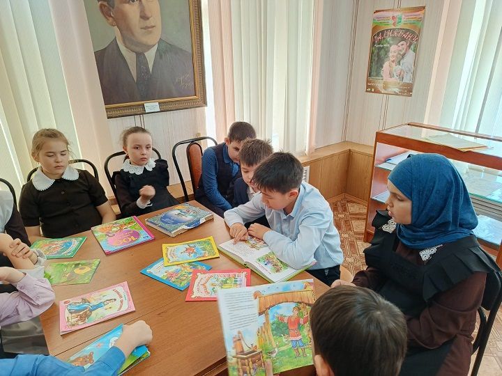 Удивительный мир книги: в Шахмайкинском музее  прошел «Международный день детской книги»