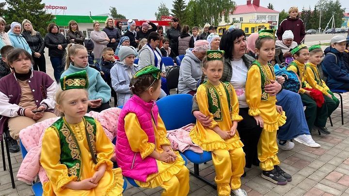 Яңа Чишмәдә татар мәдәниятенең беренче «Мирас» фестивале узган