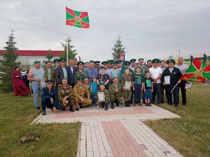 Новошешминск сегодня празднует День пограничника  (фоторепортаж)