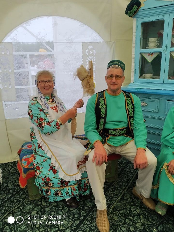 Оренбург өлкәсендәге Сабантуйда татар «өйчеге» 1 урынны яулаган