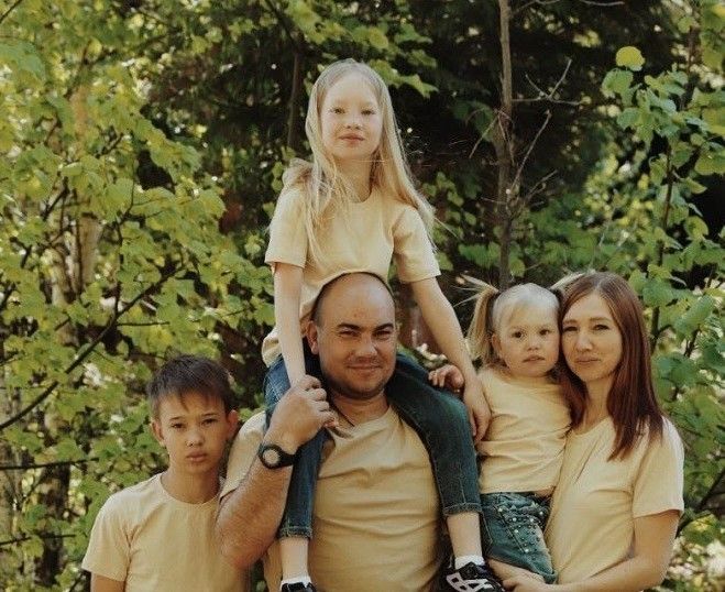 Олег Храмов: «Настоящий мужчина защищает своих детей, а не прячется за них»