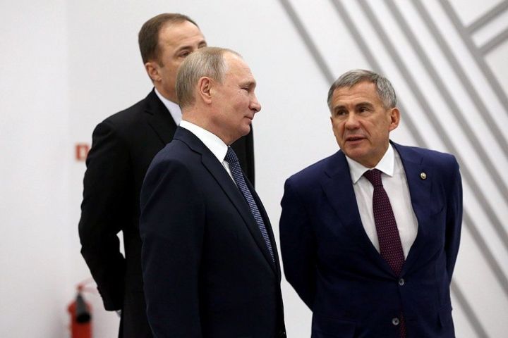 Рустам Минниханов обратился к жителям республики и поддержал Президента России