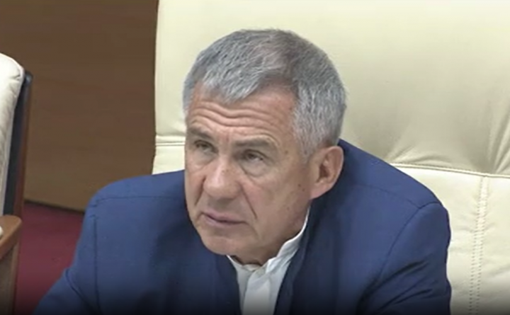 Рустам Минниханов поручил взять на контроль вопросы обслуживания общественных парков