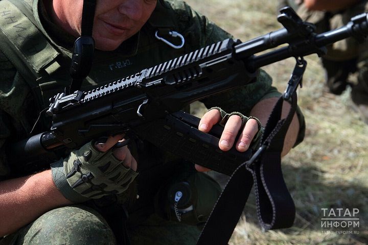 Мотострелки из Татарстана отрабатывают ведение боя на Тоцком полигоне под Оренбургом