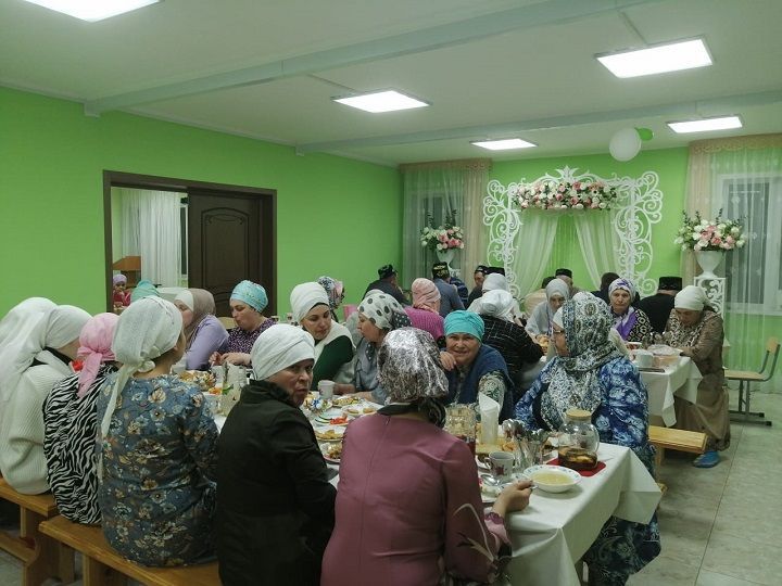 Ифтары продолжаются