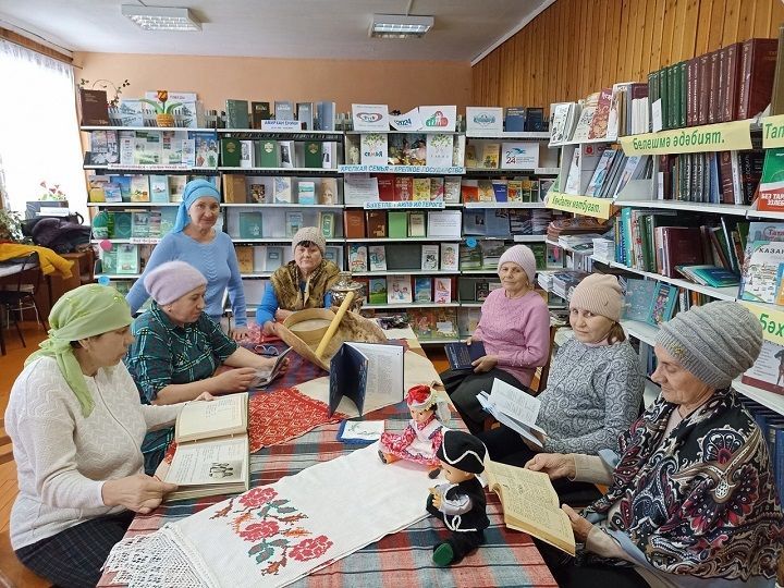 Ярмарка «Семейные ценности» прошла в Зиреклинской сельской библиотеке