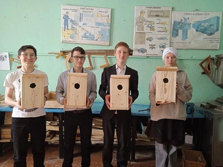 Стартовала акция «Помоги пернатым»