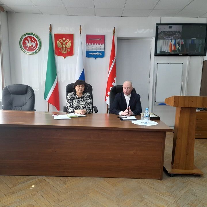 Начальник Чистопольского ТО Госалкогольинспекции РТ вручил Благодарственные письма