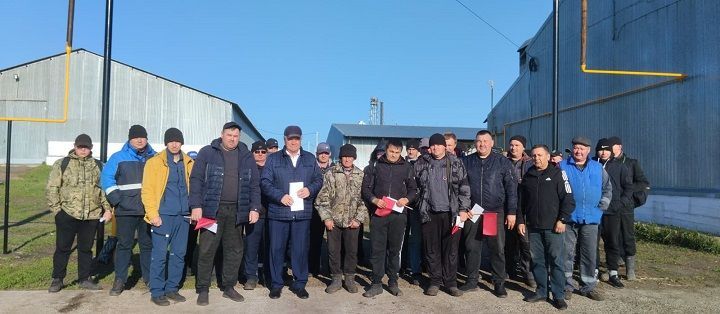 Передовикам недели — премии
