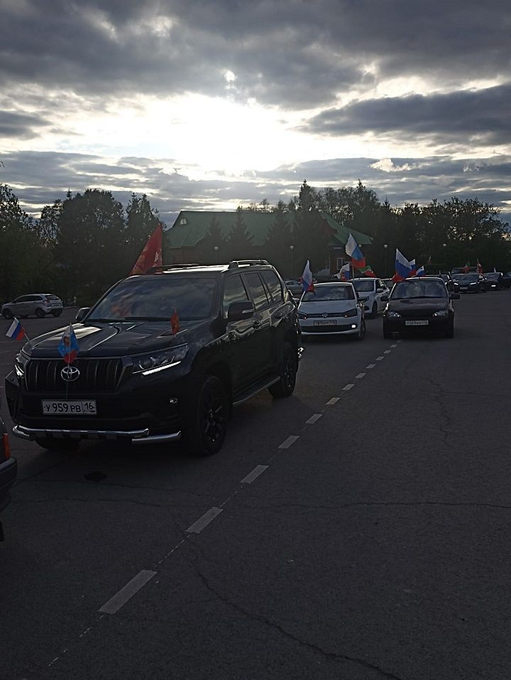 В Новошешминске прошёл автопробег