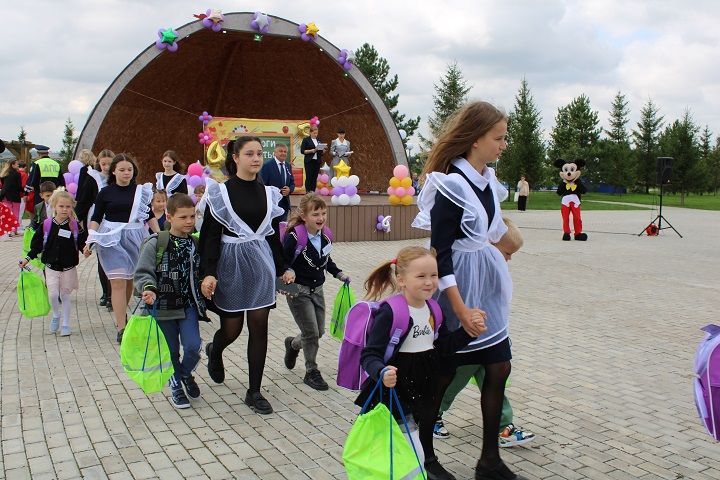 Добрая традиция в канун нового учебного года