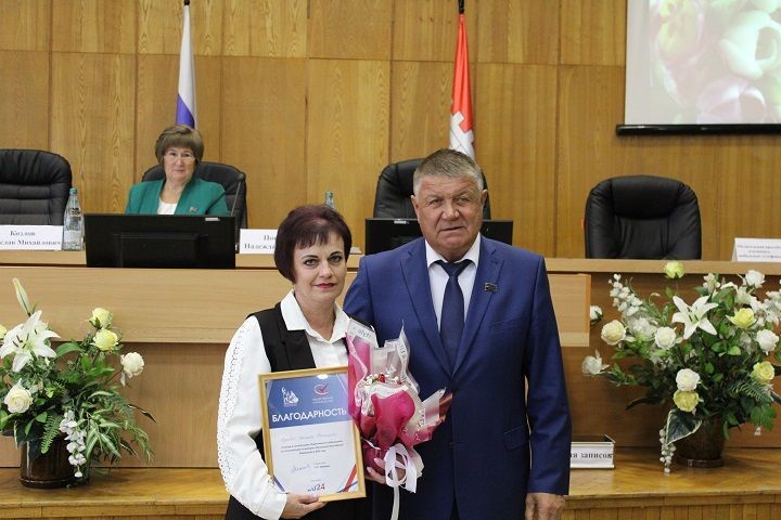 На заседании Совета района чествовали достойных новошешминцев (фоторепортаж)