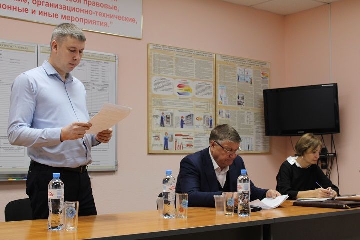 Коллектив бердәм эшли