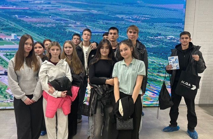 Первый шаг к профессии: новошешминские школьники на экскурсии в «Алабуга-Политех»