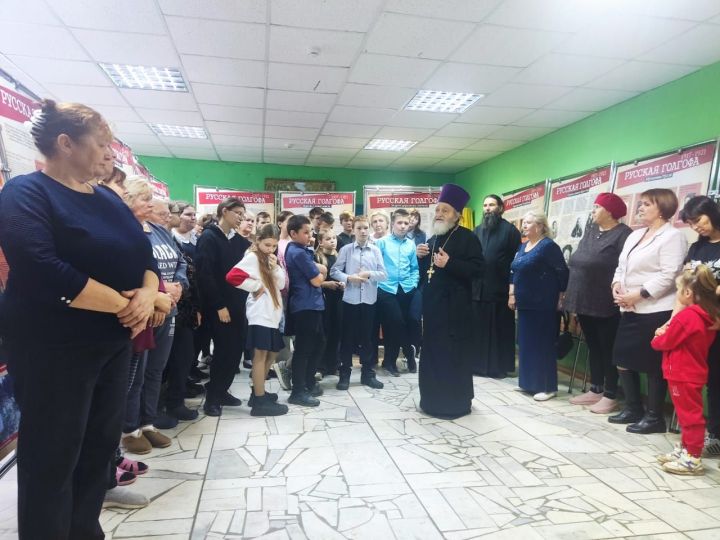 На выставке «Русская Голгофа»