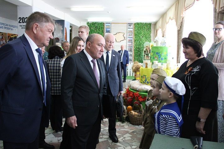 В Новошешминске состоялось 52-е отчетное заседание Совета района (фоторепортаж)
