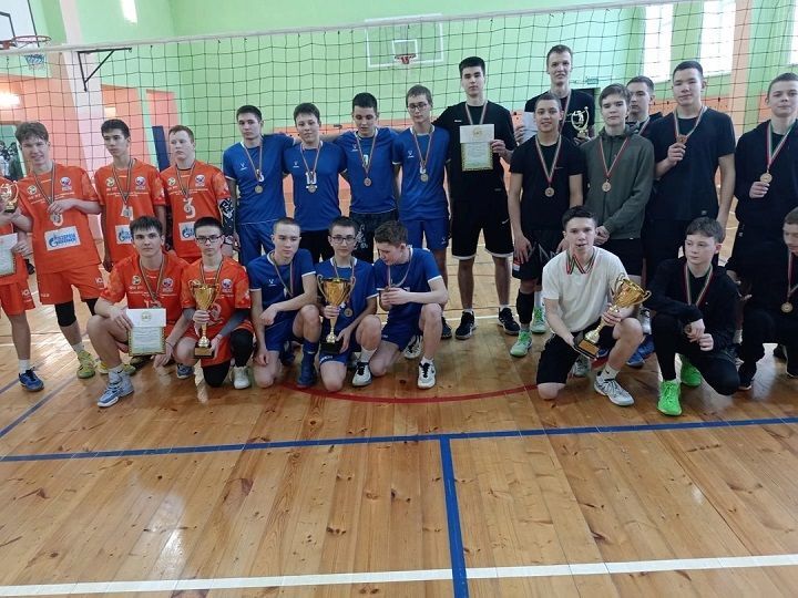 Сборная Новошешминского района заняла призовое место на межрайонном турнире по волейболу