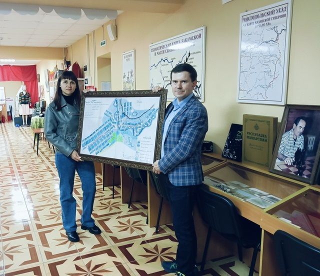 Яңа Чишмә туган якны өйрәнү музеена кыйммәтле бүләк