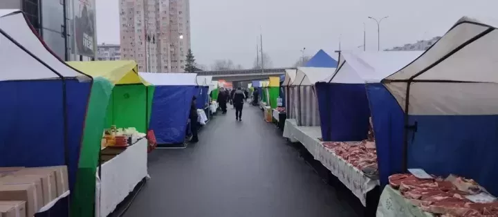 На ярмарке в Казани