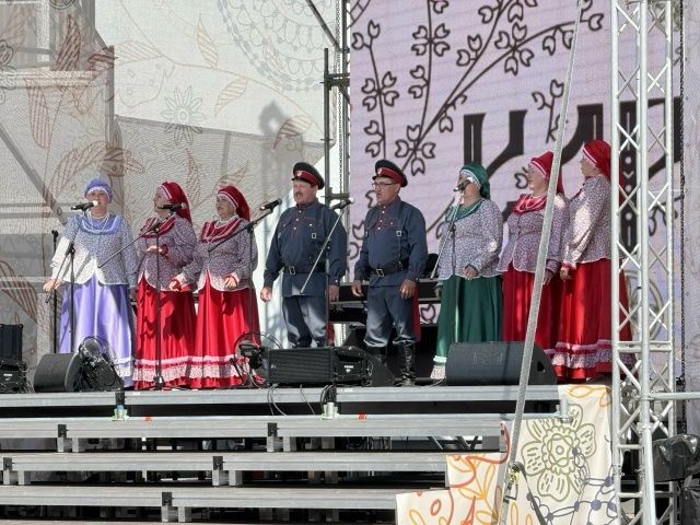 «Каравон» собрал друзей: шесть звездочек Новошешминского района засияли на всероссийском празднике