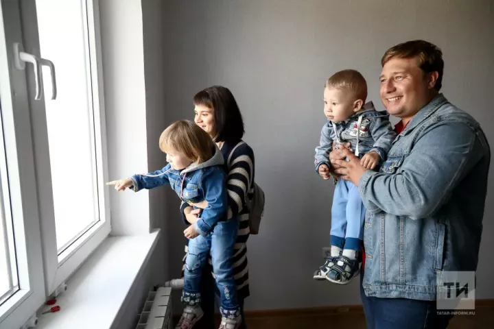 Нацпроект «Семья» в действии: в Татарстане семьи уже получают новые выплаты